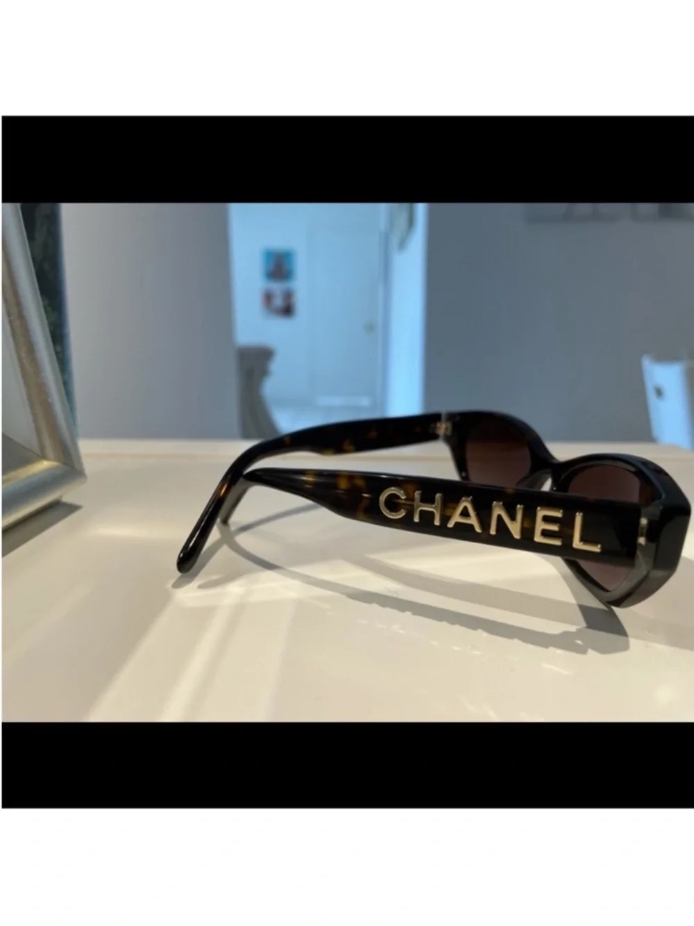 New Chanel Limited Edition rectangle sunglasses A71280 from 2018 collection.